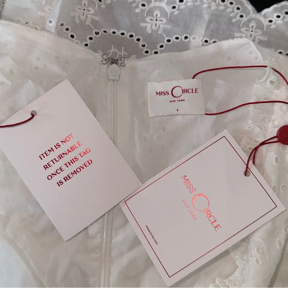 NWT🔖 Miss Circle- Eyelet Drop waist mini dress - Small - Picture 9 of 9